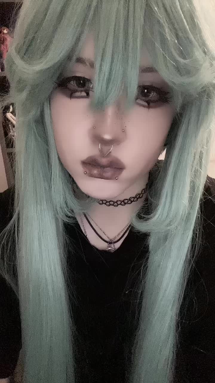 @♱ Vron ˖°🦇ִ ࣪𖤐