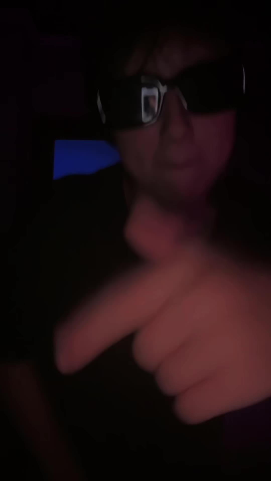 @𖣂