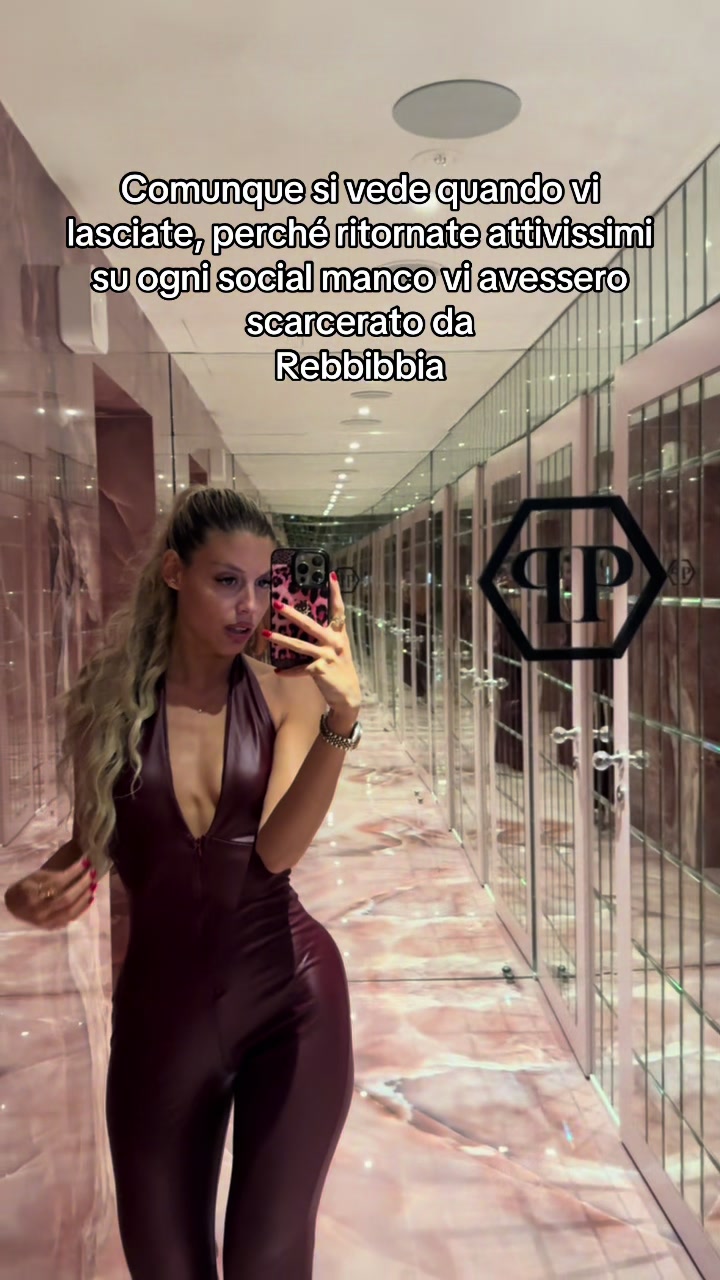@Asia Valente