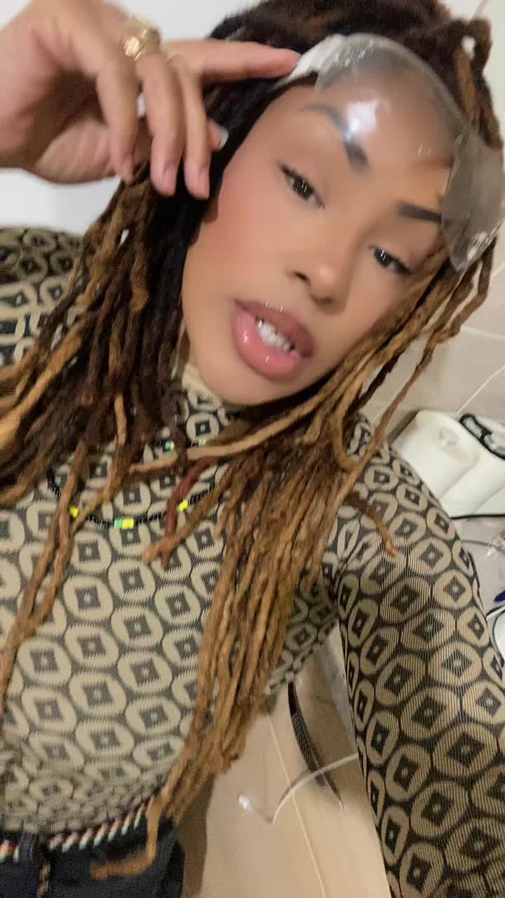@🍃Royal Lioness Farrell🍃💛❤️