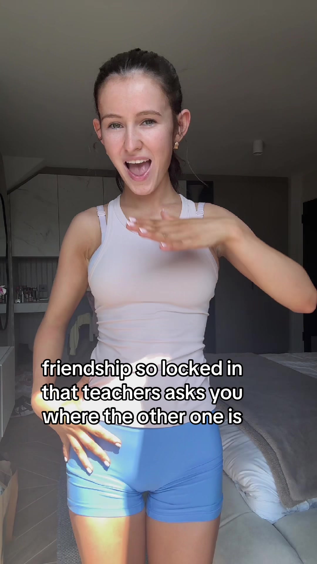 @thesimp5onsisters