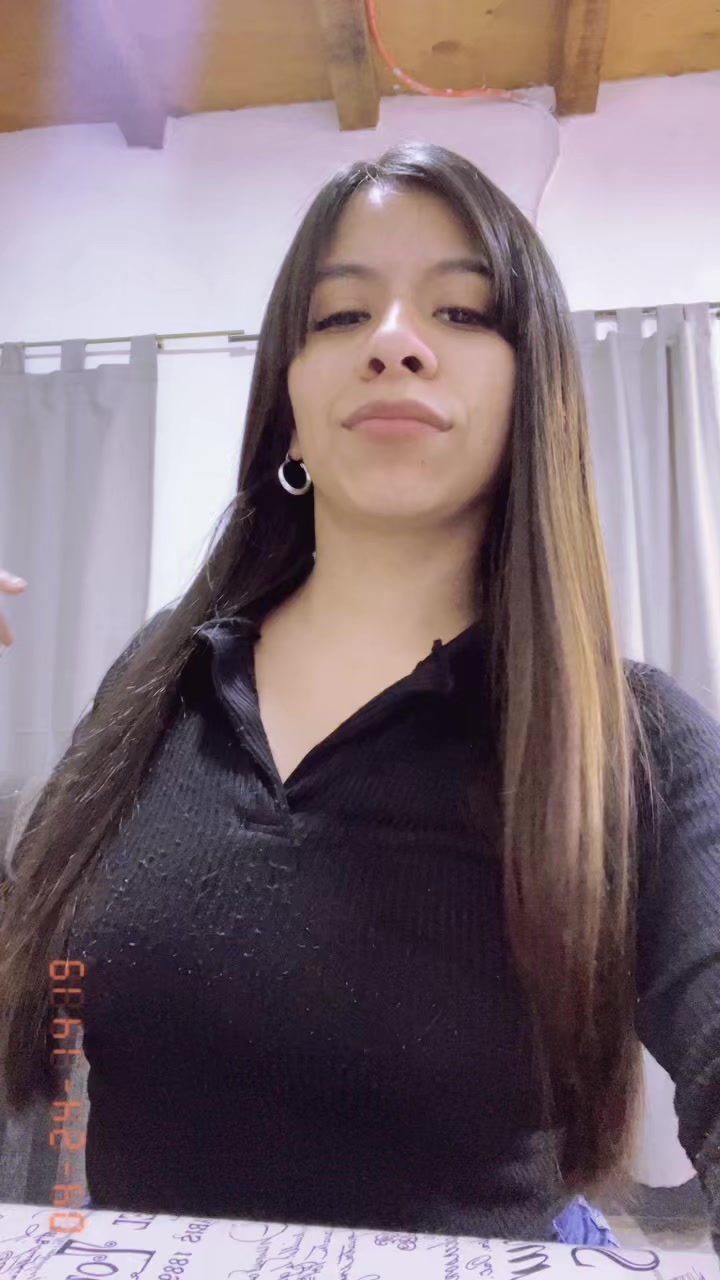 @camiretamozo01