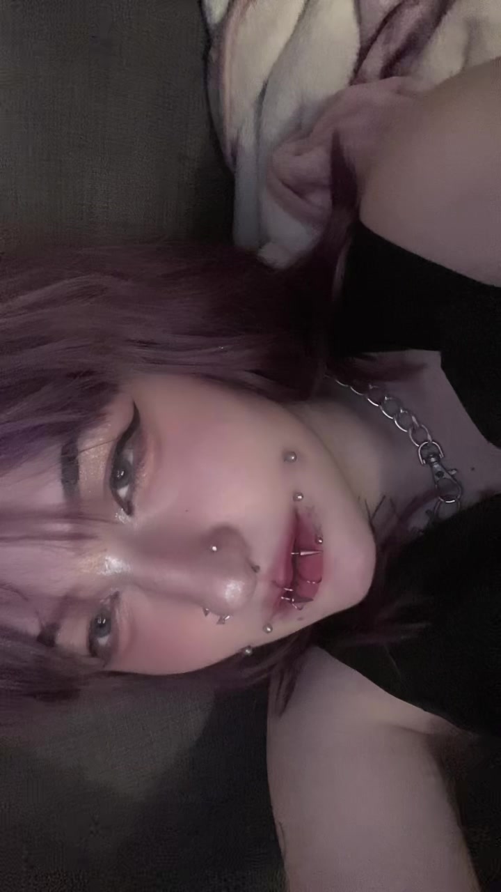@โ
hyunie! ~ SAW XLOV! โ
