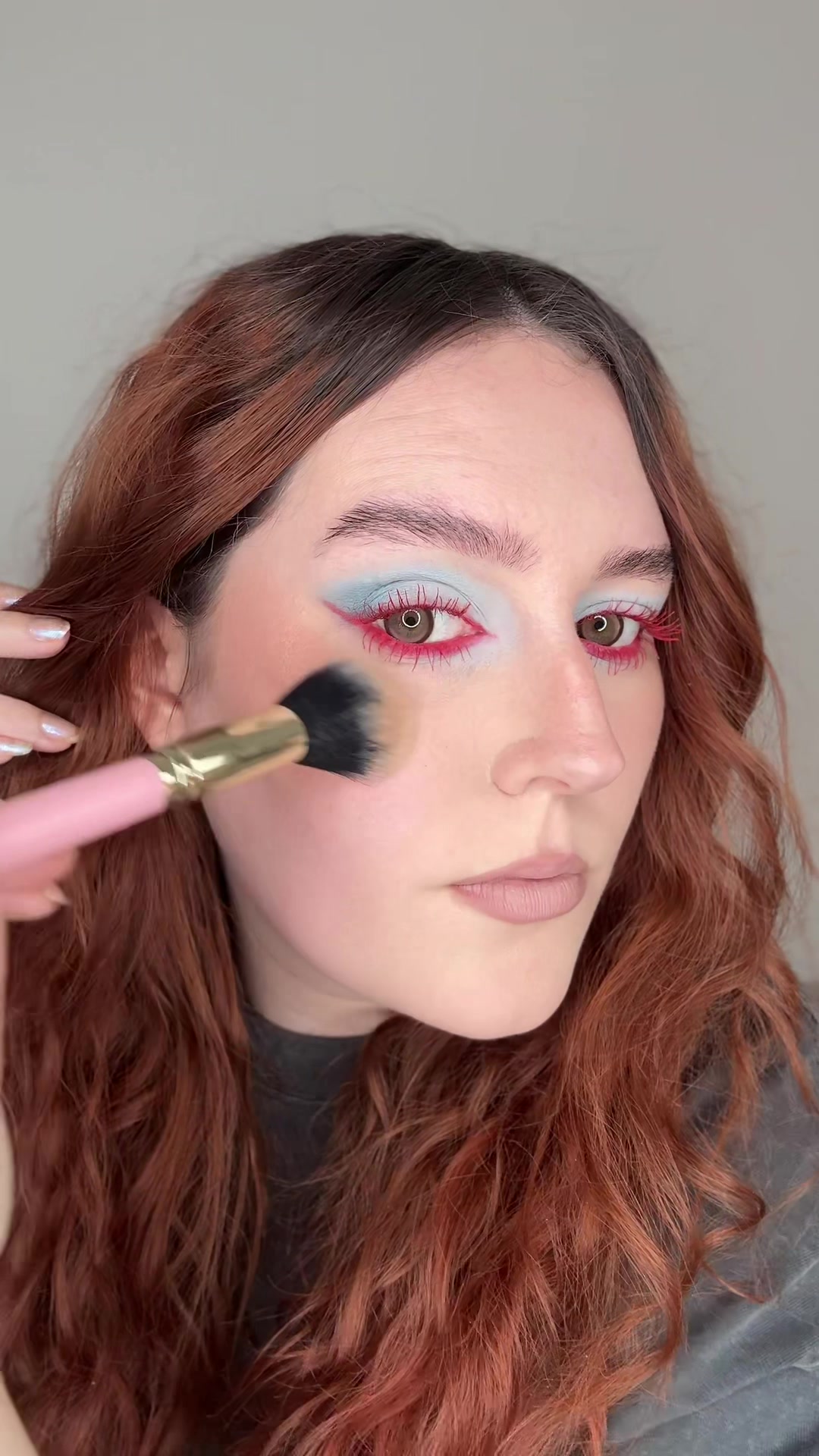 @Rainbow Meg 🌈 Sparkly Makeup✨