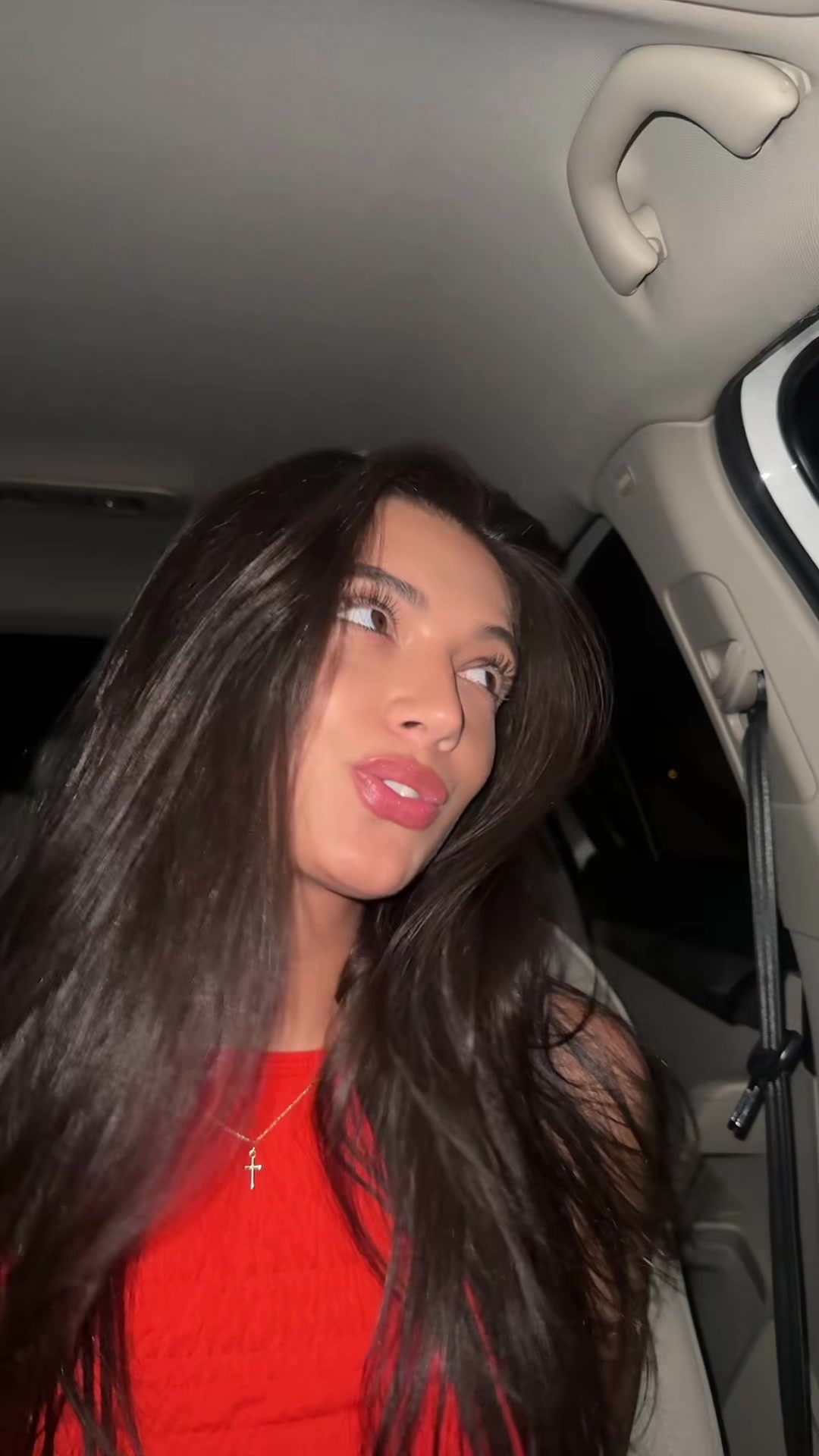 @Vanes_offcial