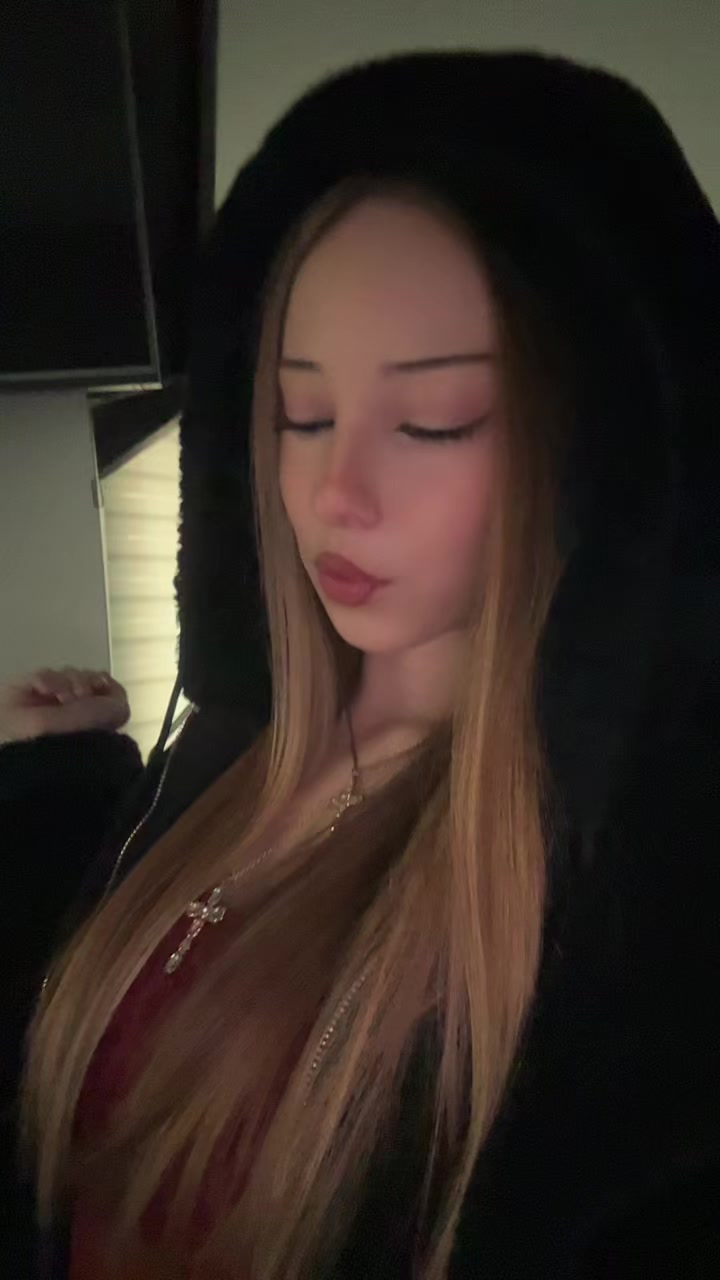 @𝐂𝐋𝐀𝐔𝐃𝐈𝐀 💋