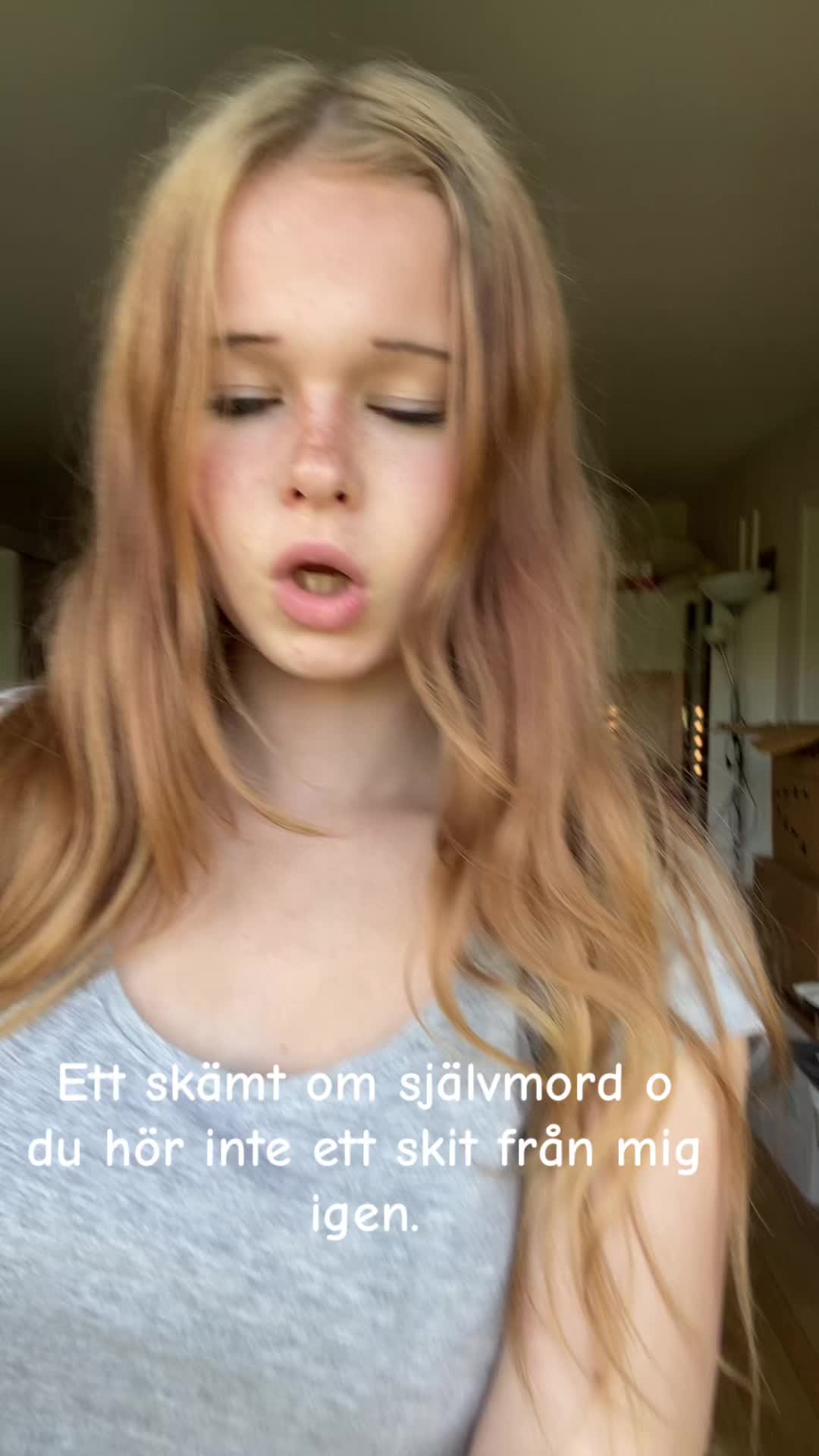 @Dum blondin🤗💕