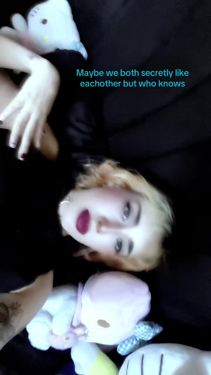 @𝖘𝖜𝖊𝖊𝖙 𝖇𝖑𝖔𝖔𝖒🌹