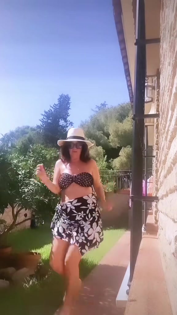 @Maria