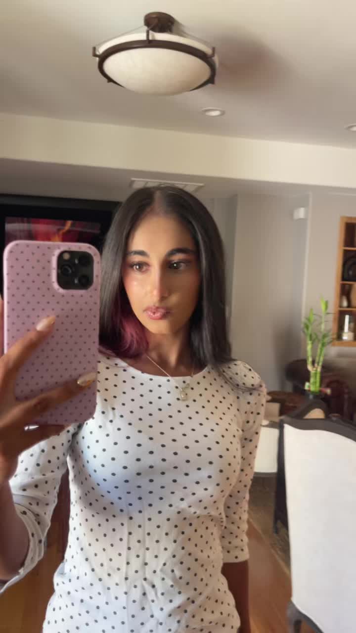@jannat_posts_a_lot
