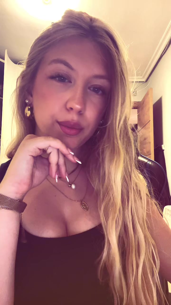 @larahorrillo