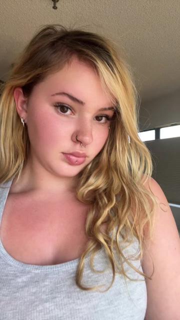 @👑