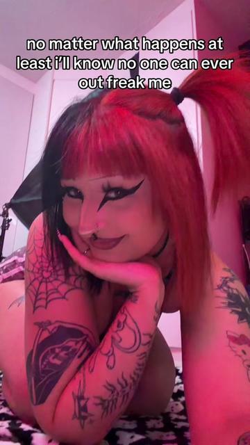 @gothiccthorn🌽⭐️