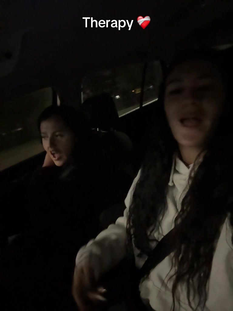 @Ilaria