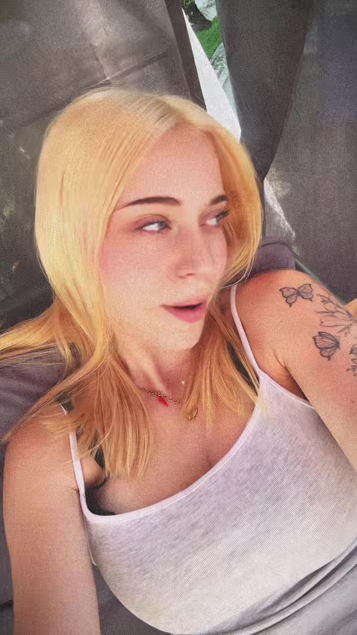 @noviamarianna