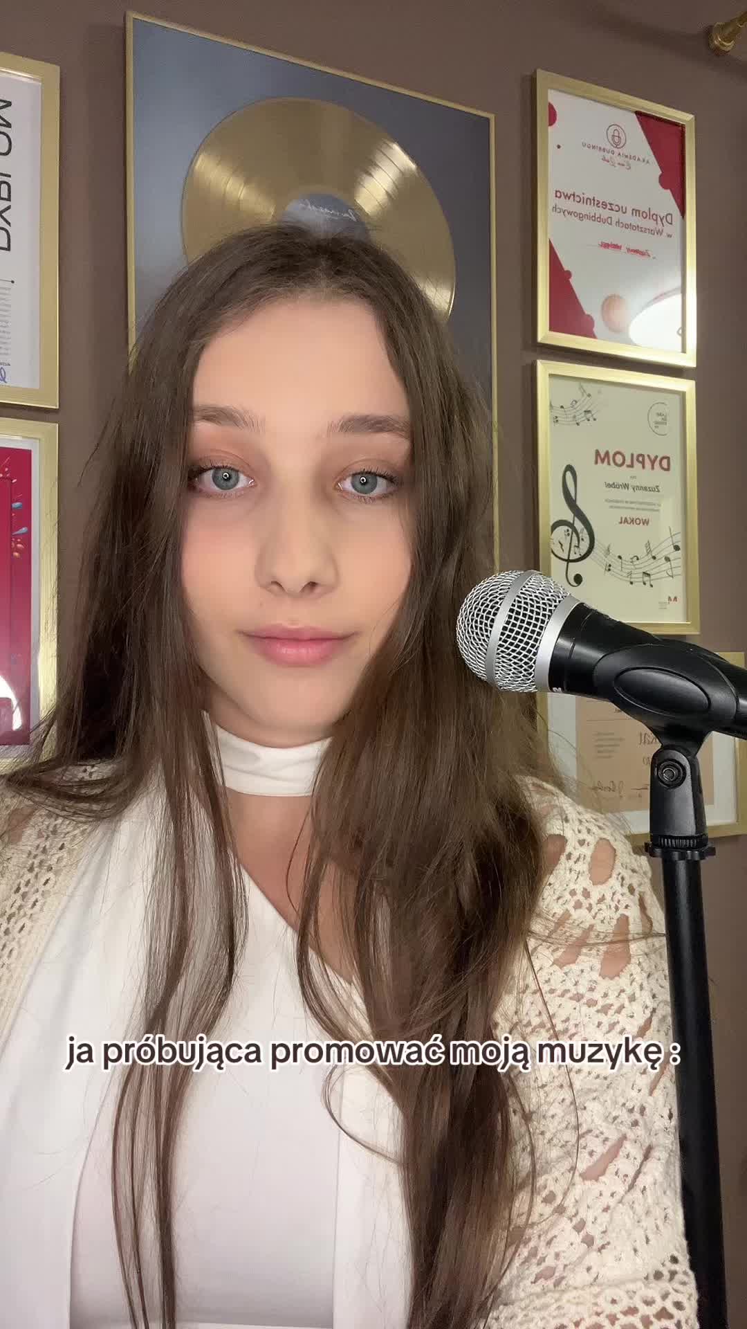 @zuziawr&oacute;bel