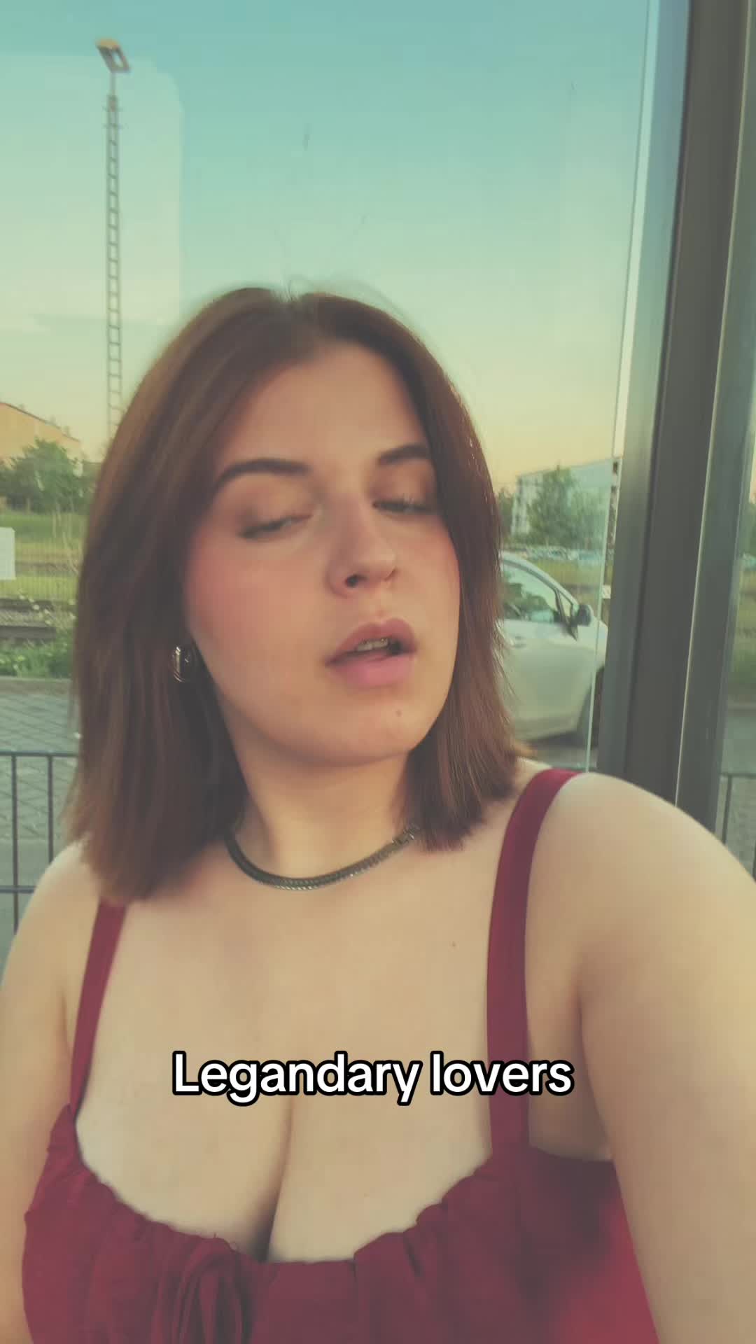 @laurastern.06