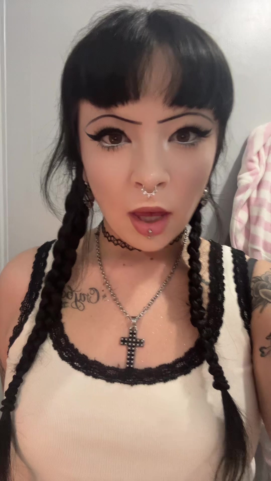 @laur3n🦇