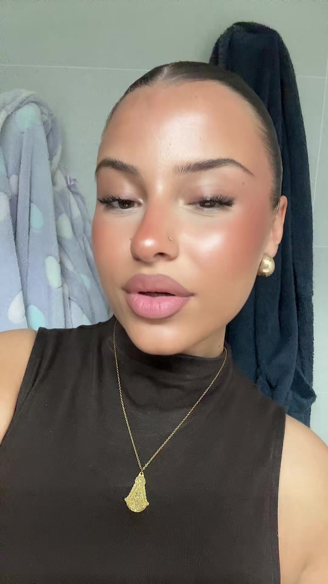 @Lucia🖤