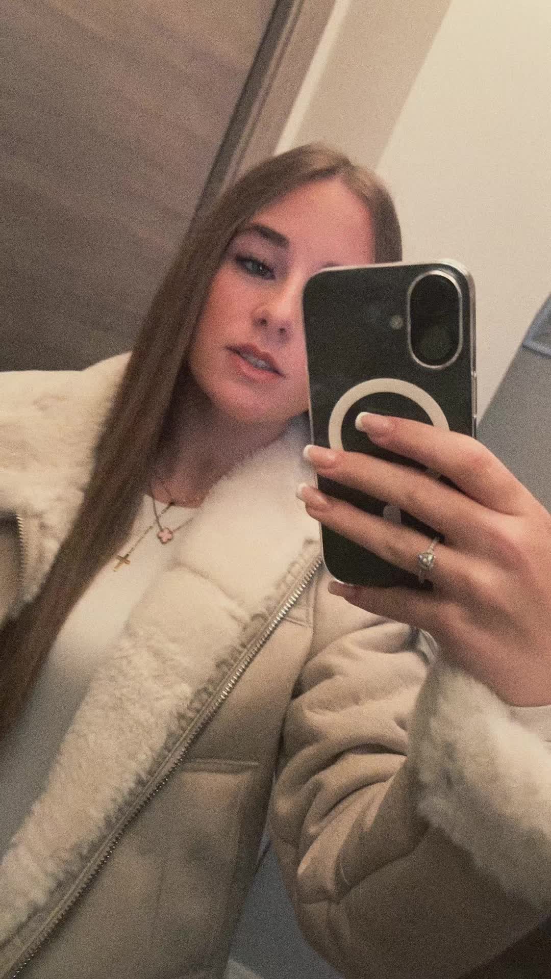 @๊จ