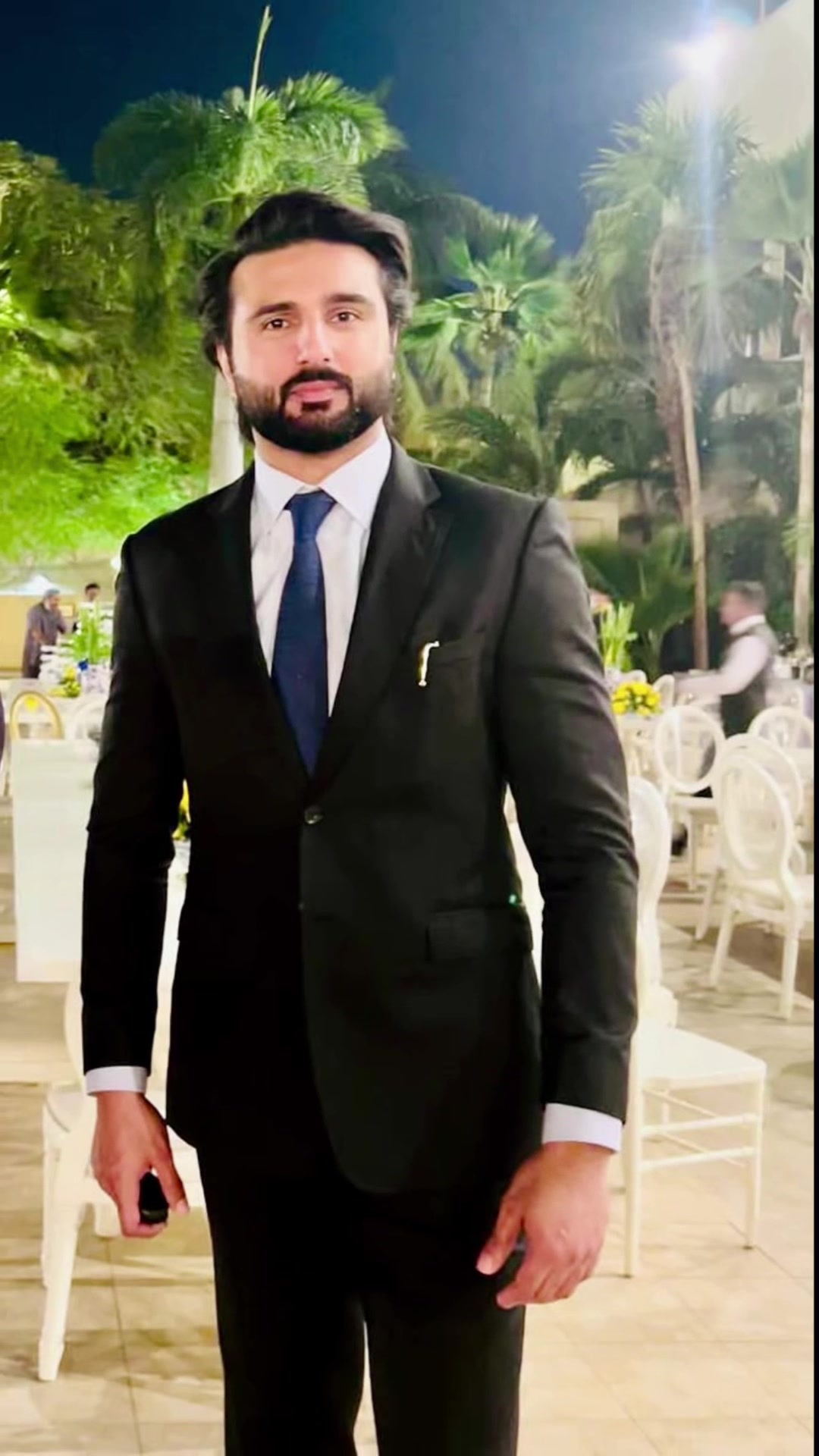 @Zara Khan