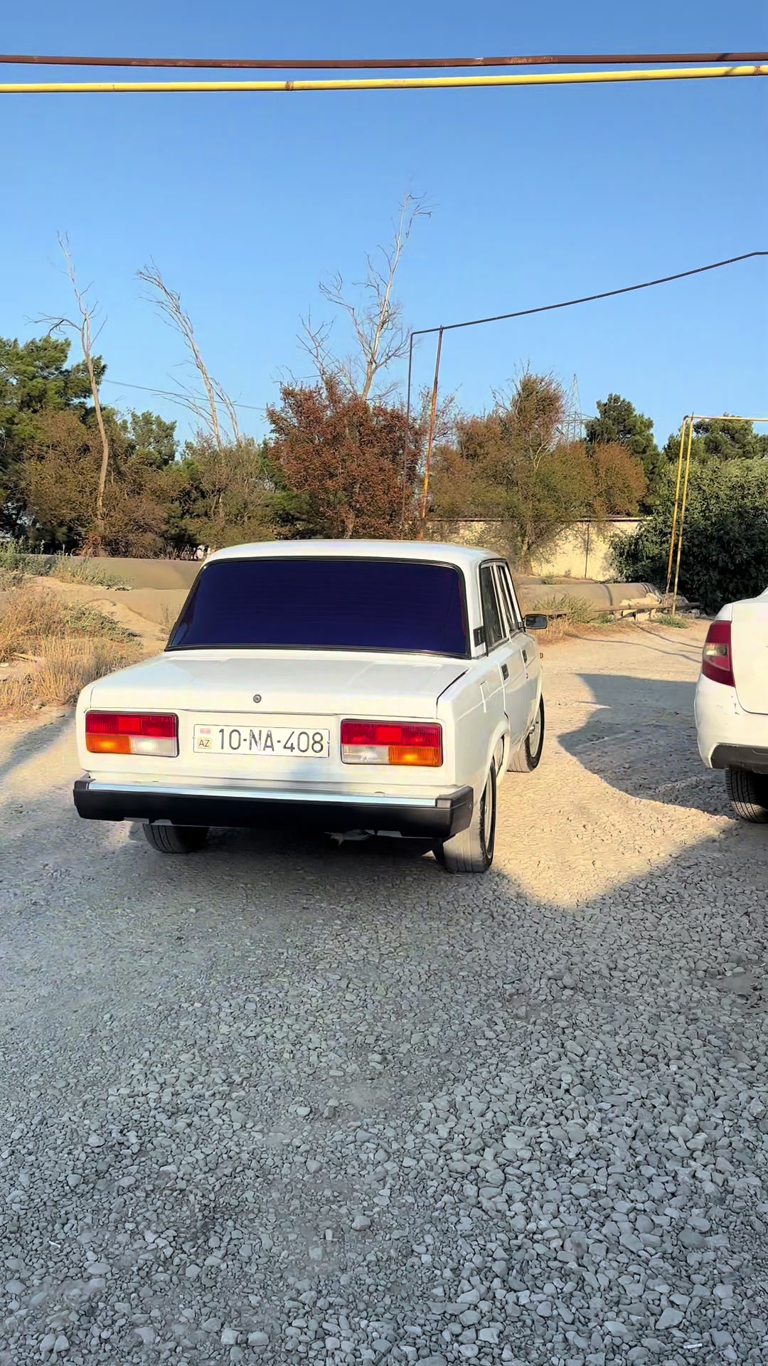 @10na408