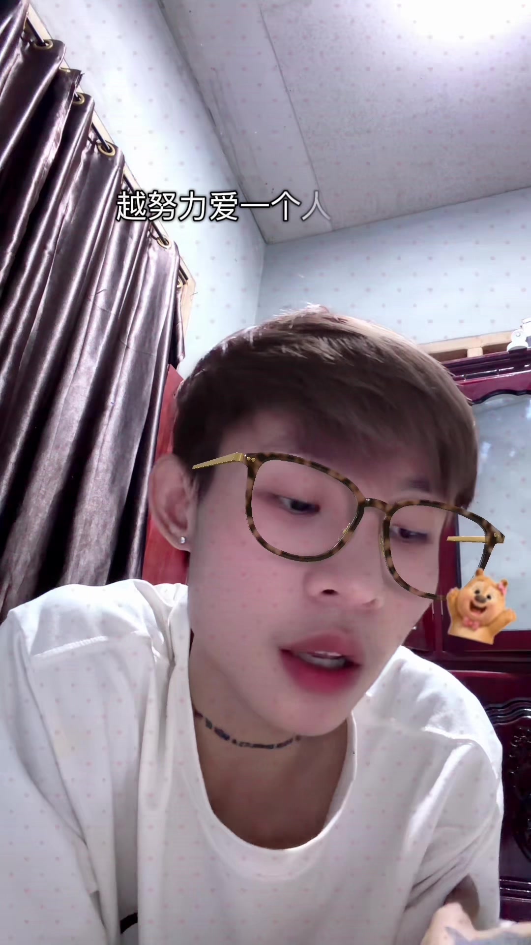 @秋菲