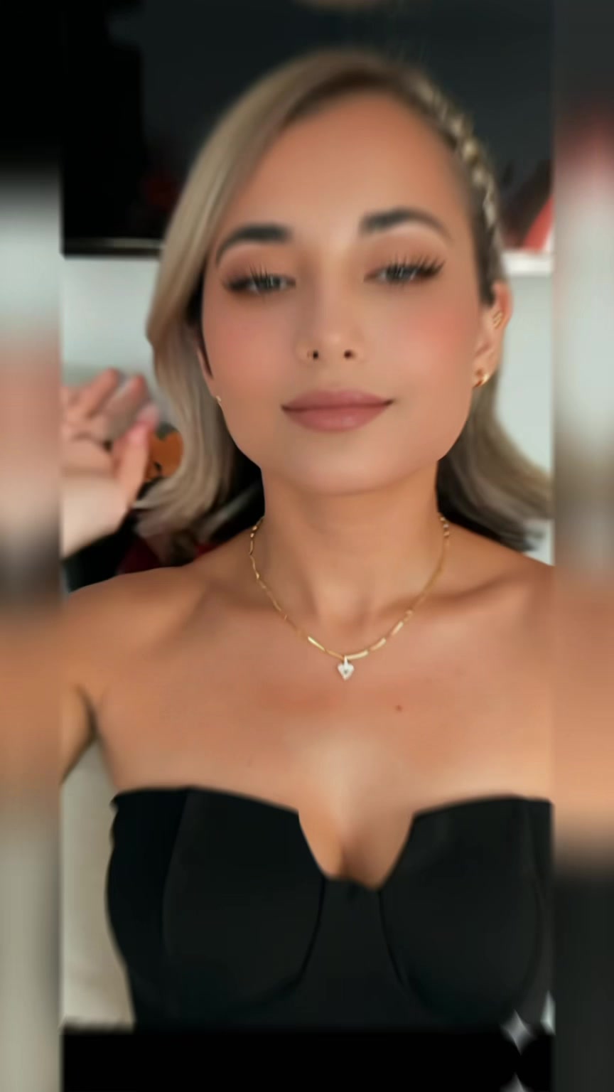 @Rosita
