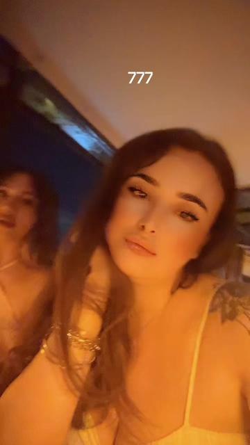 @Laramm