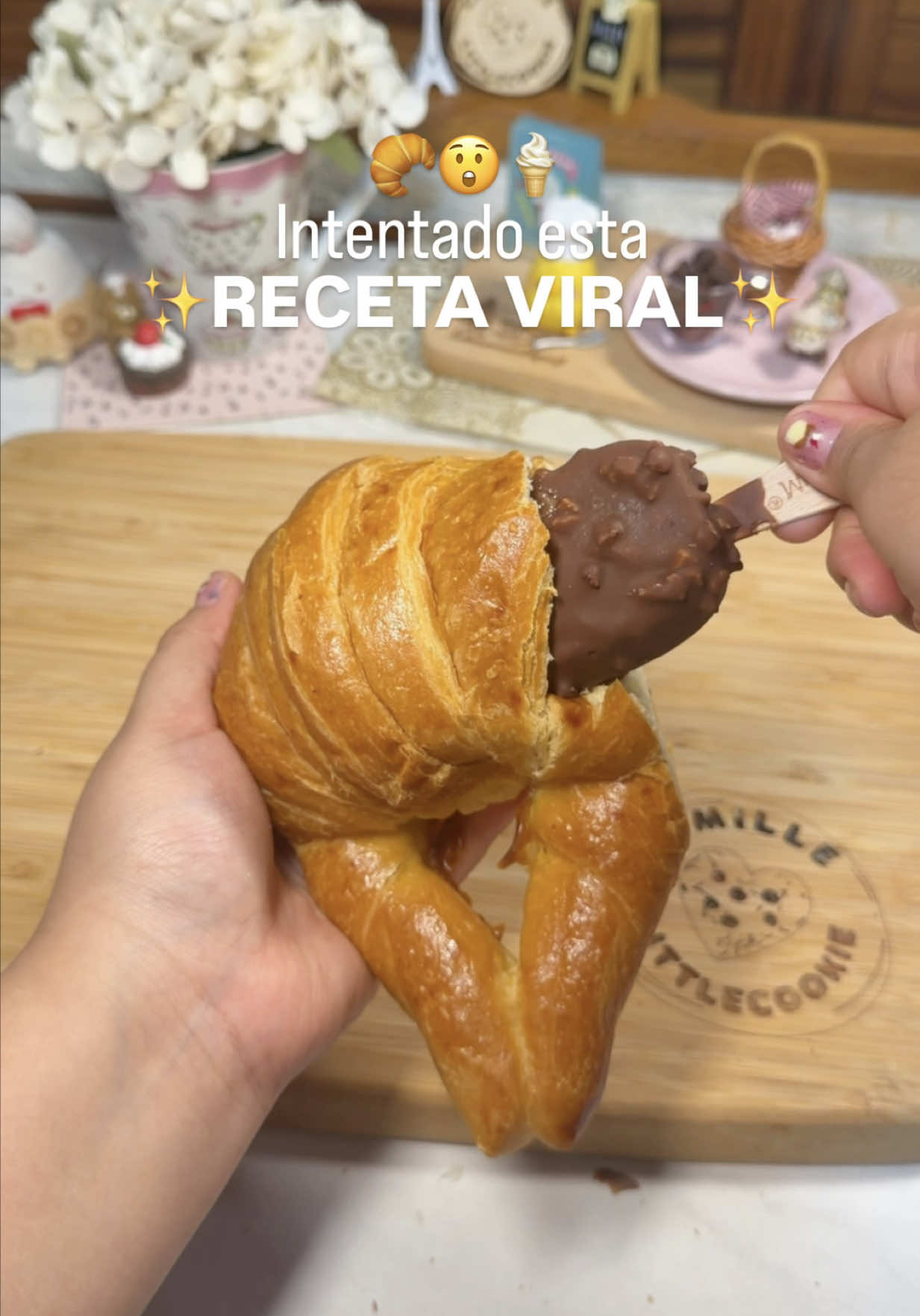 @🍪Camille Helgueros🍪