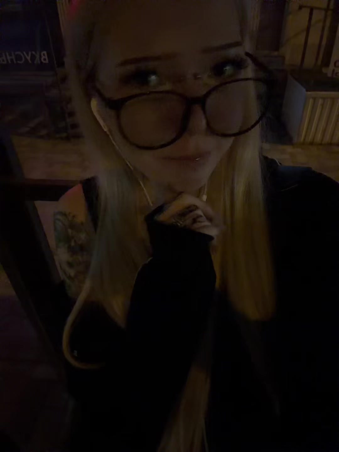 @qutóhy