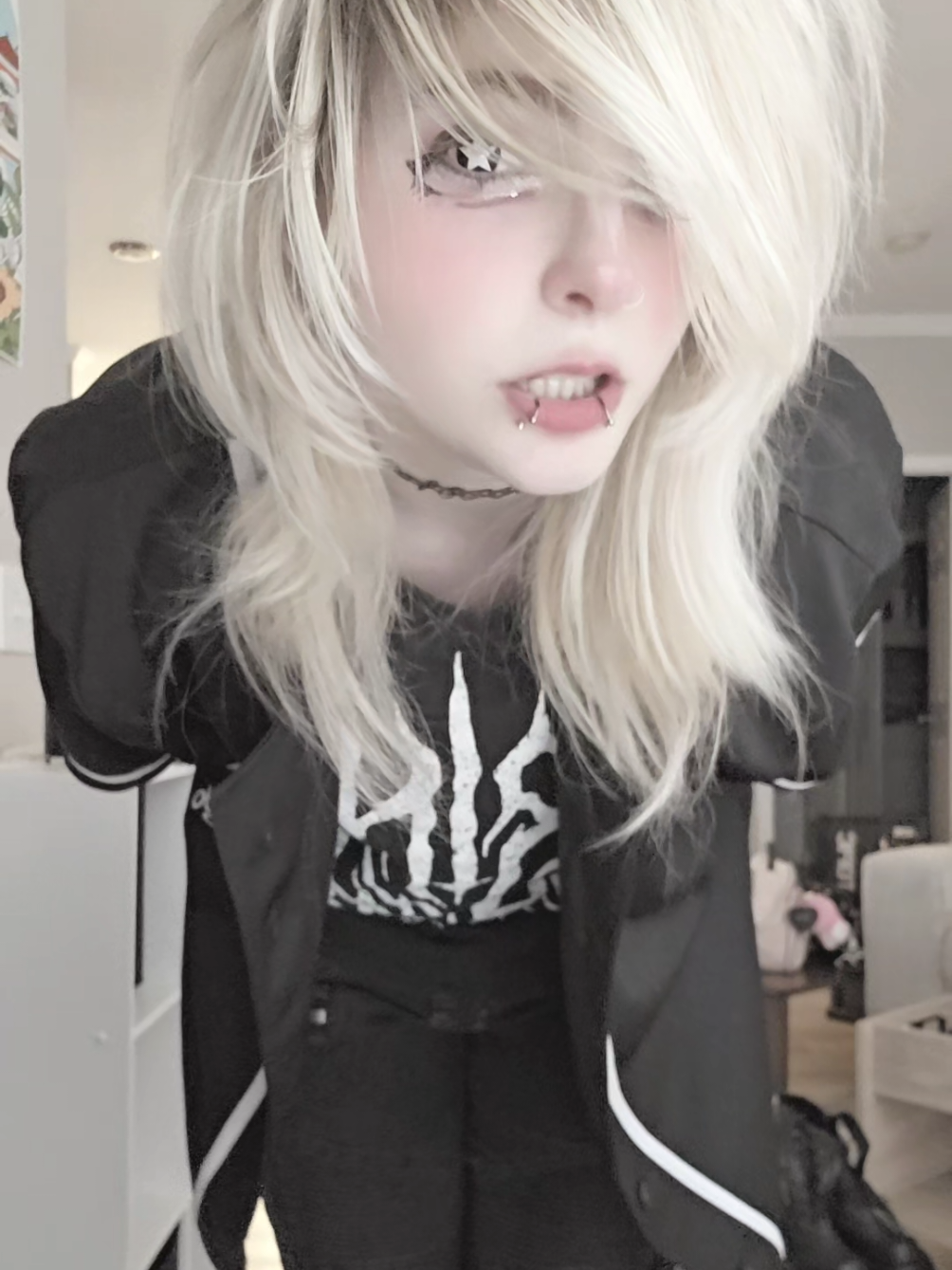 @☆-Twisty-☆ ( &acute;-&omega;･)︻┻┳══━一