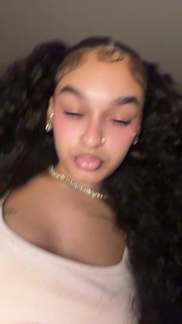 @🎀𝓶𝓪𝓶𝓲𝓲🎀