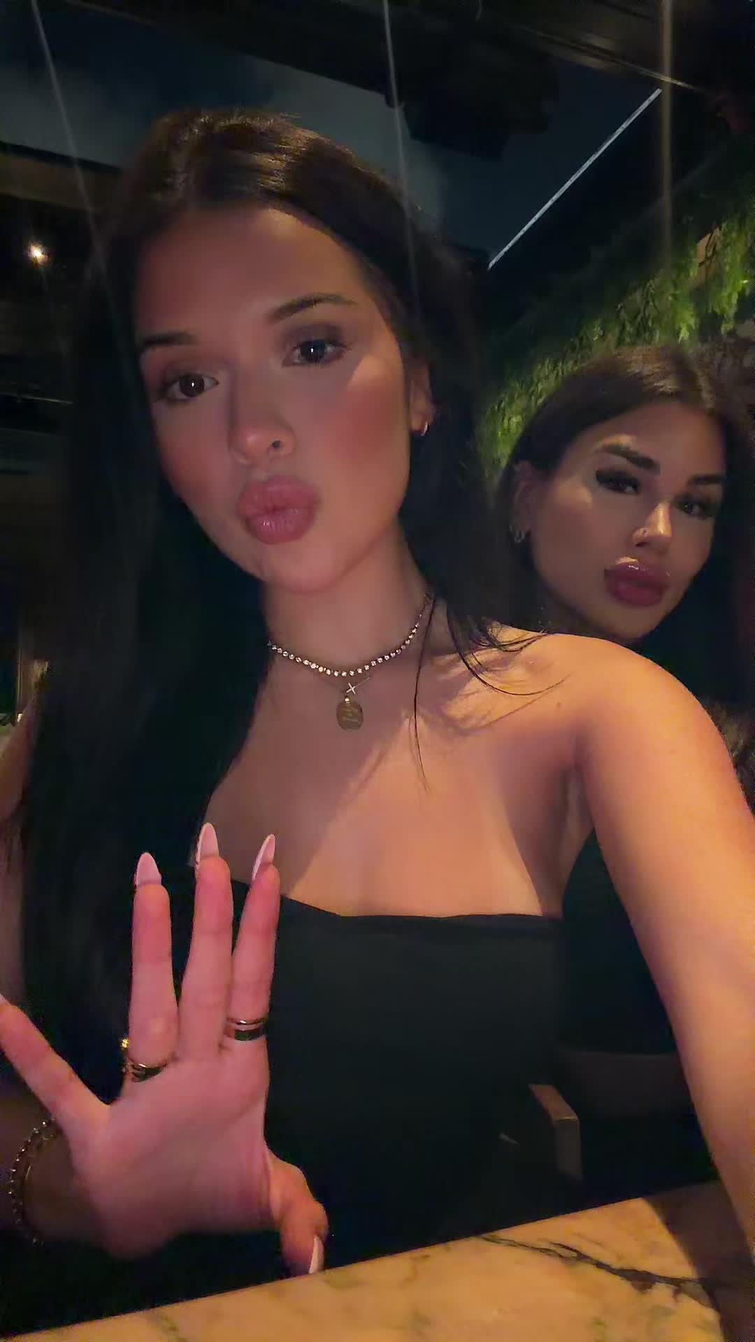 @mel