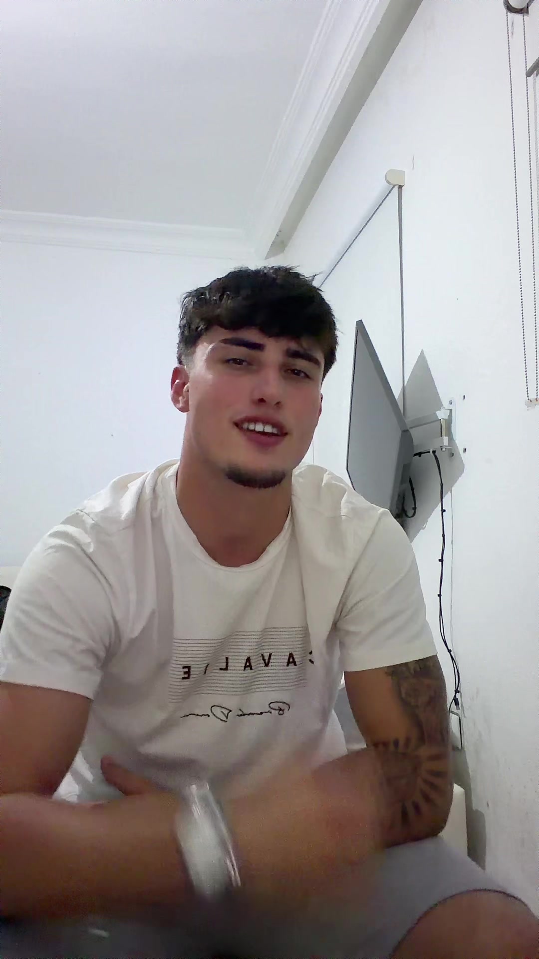 @Olivares 🐺
