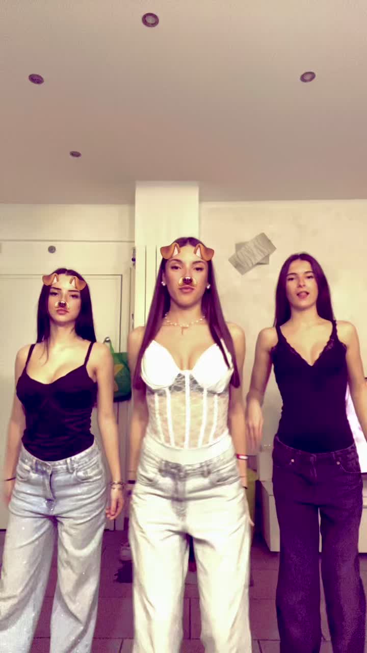 @👑