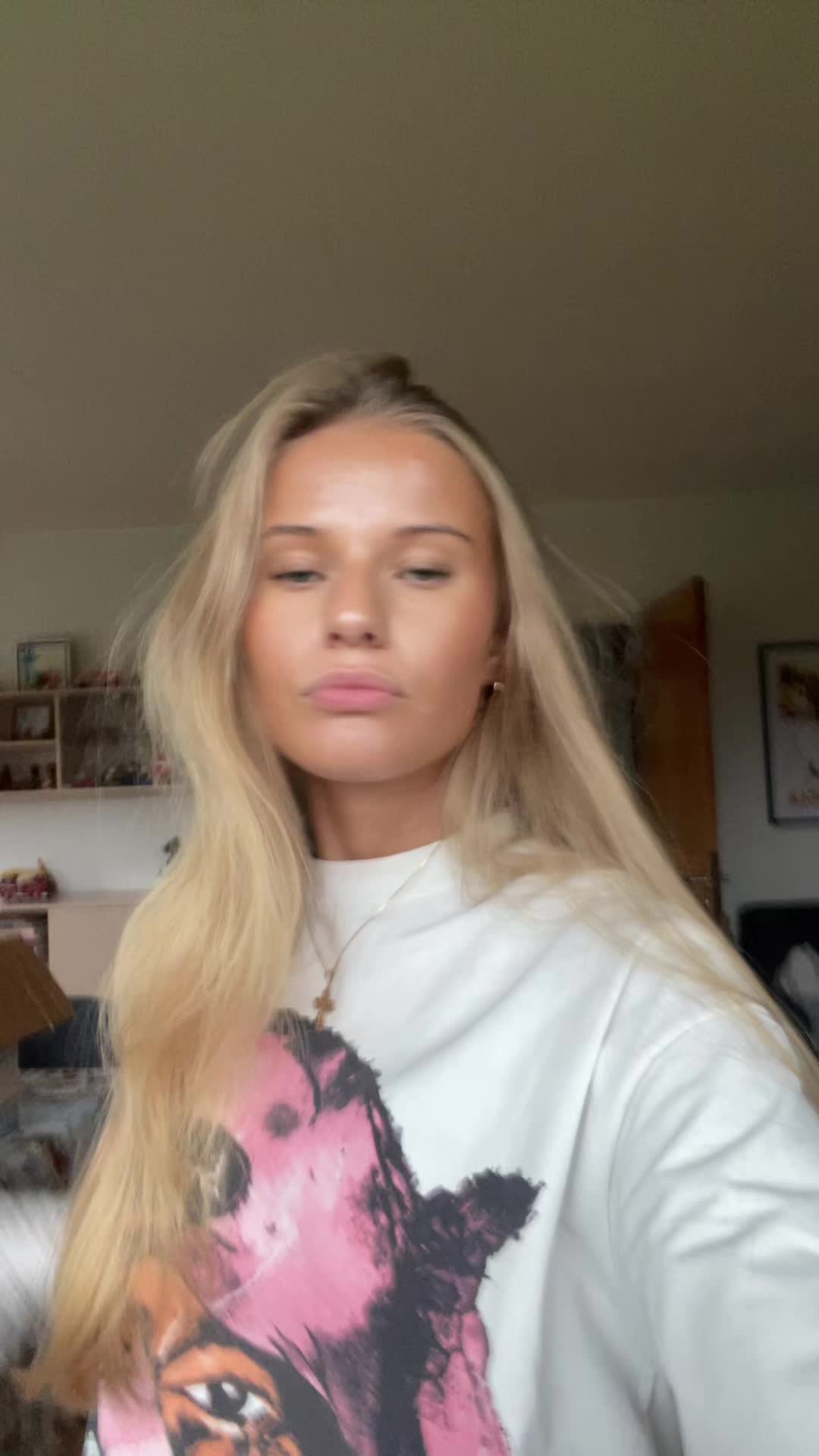 @️Annika💘💘