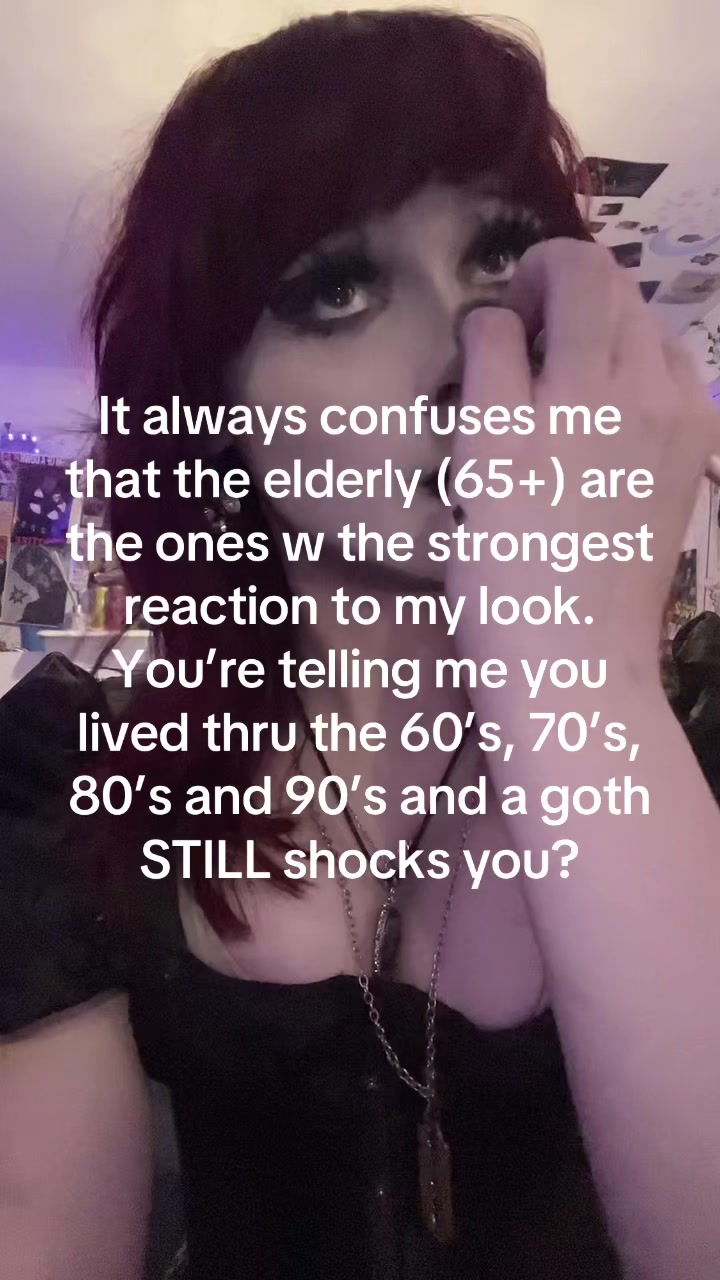 @ᛑᛗᛛ Soph 🦇