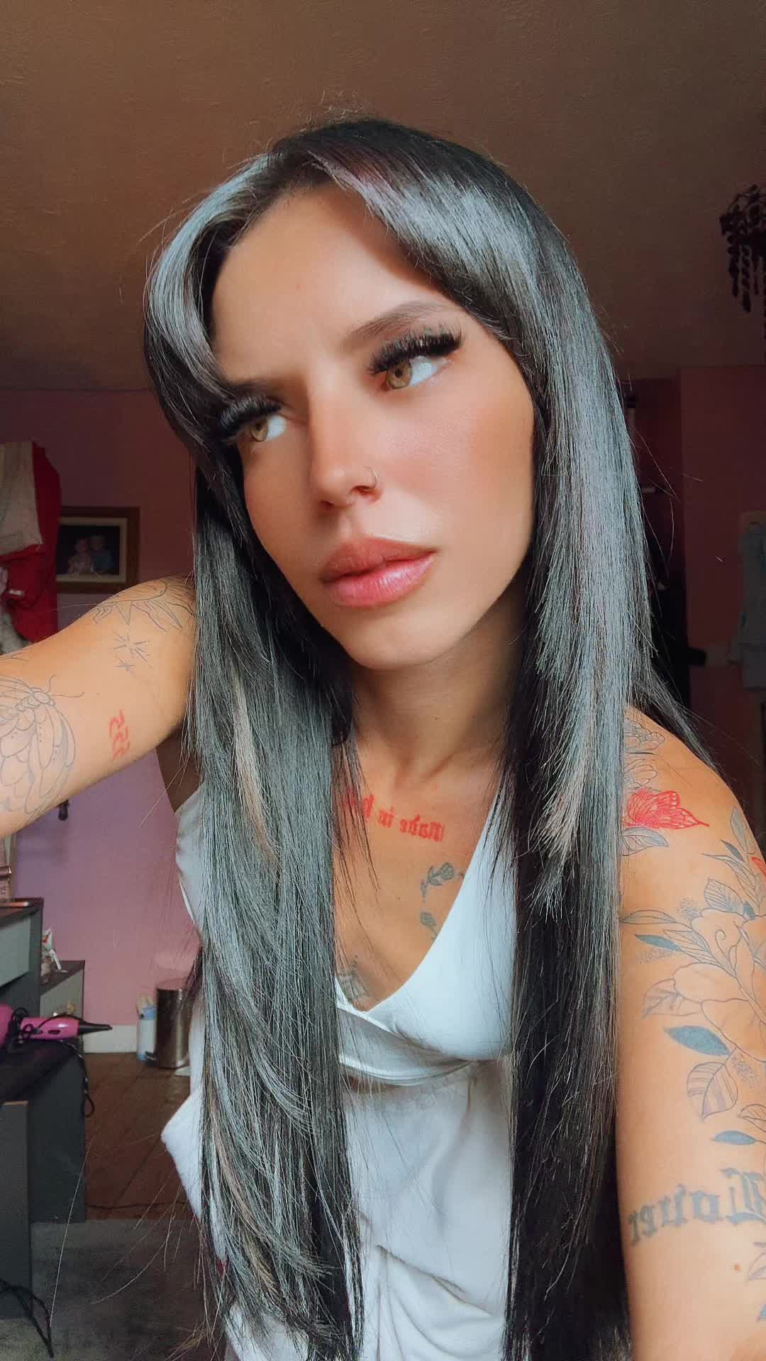 @𝑇ℎ𝑎𝑡𝑇𝑎𝑡𝑡𝑒𝑑𝑀𝑢𝑚ꨄ︎