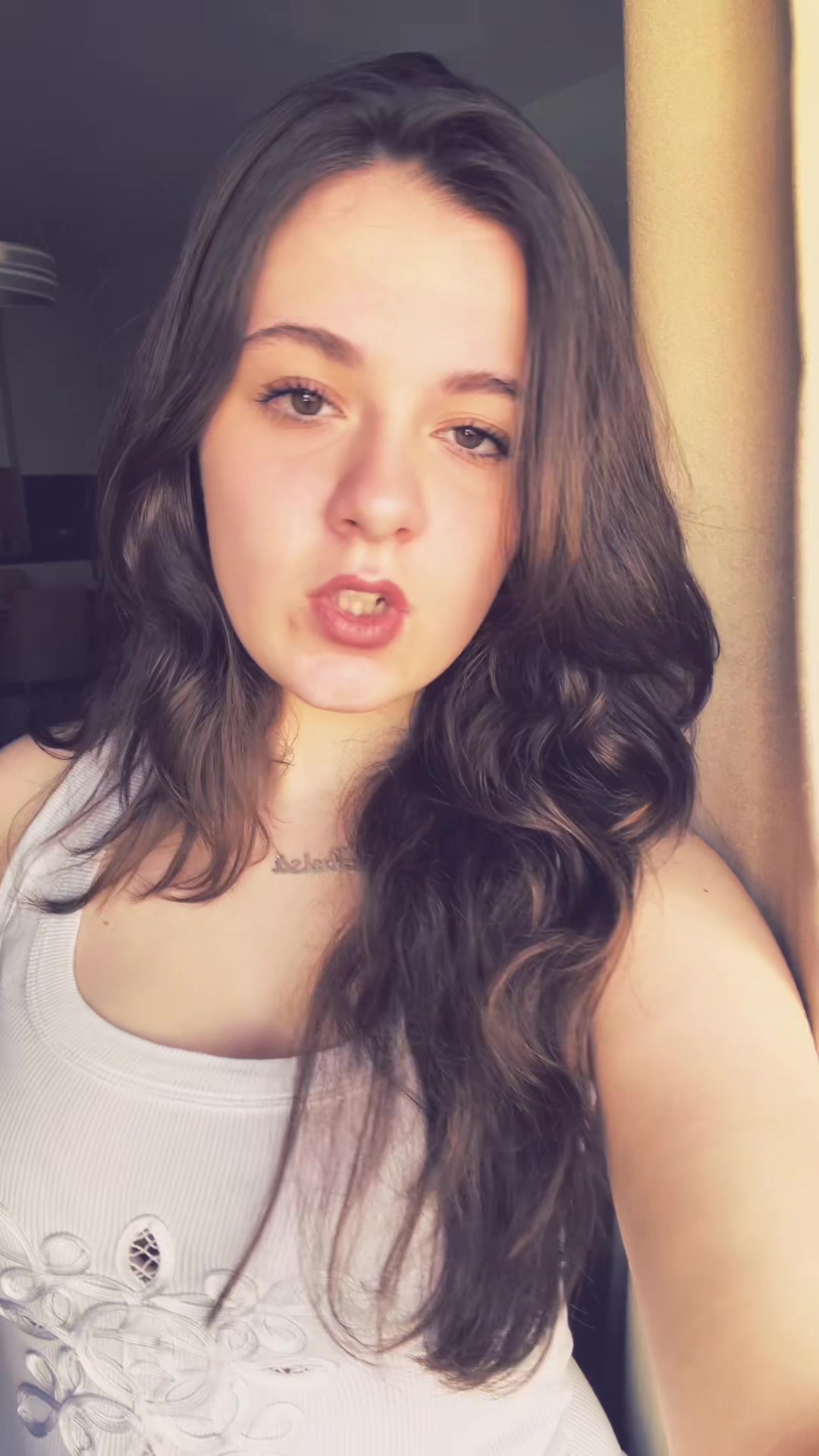 @أنيسة