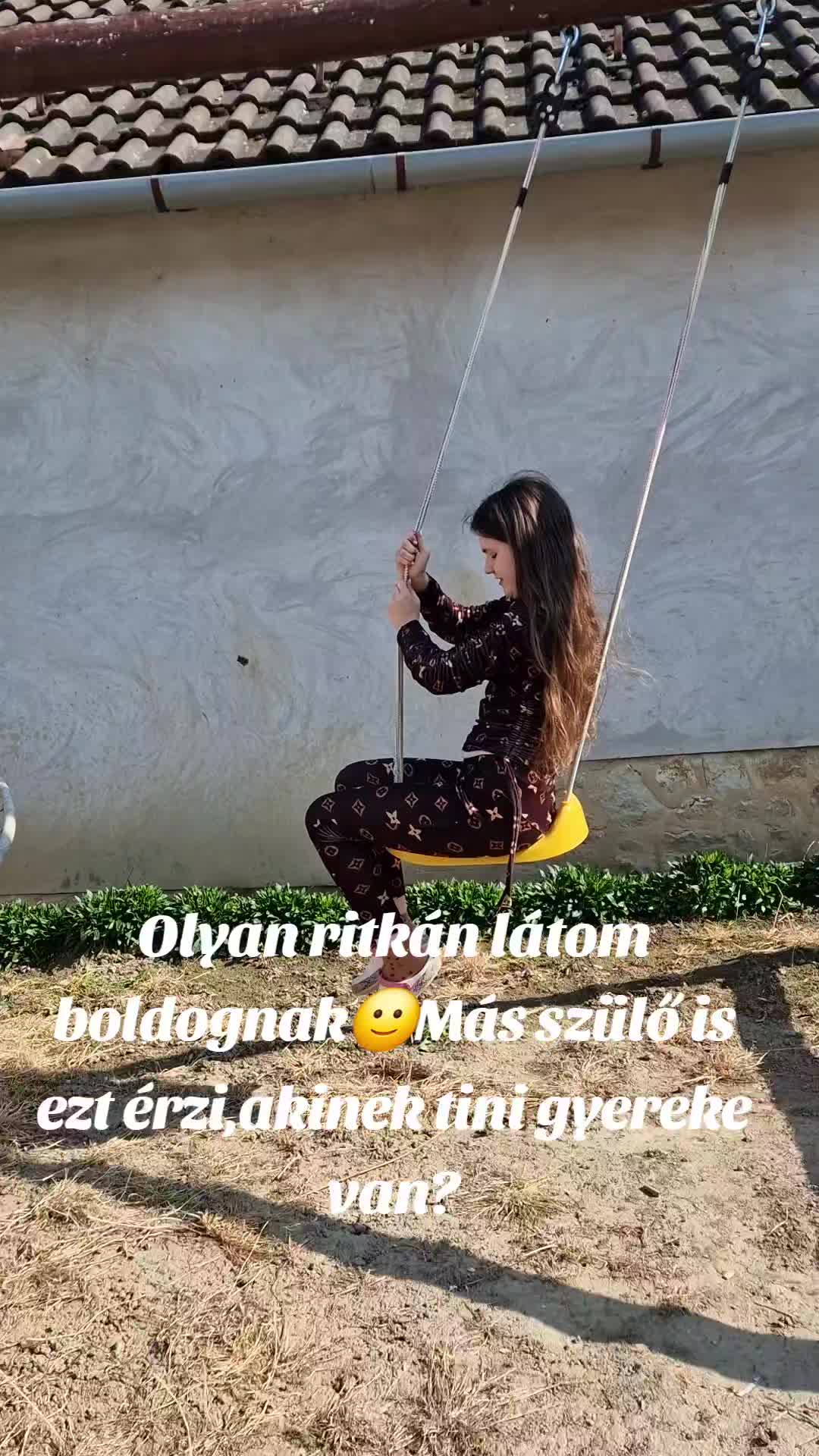 @MoneLiza