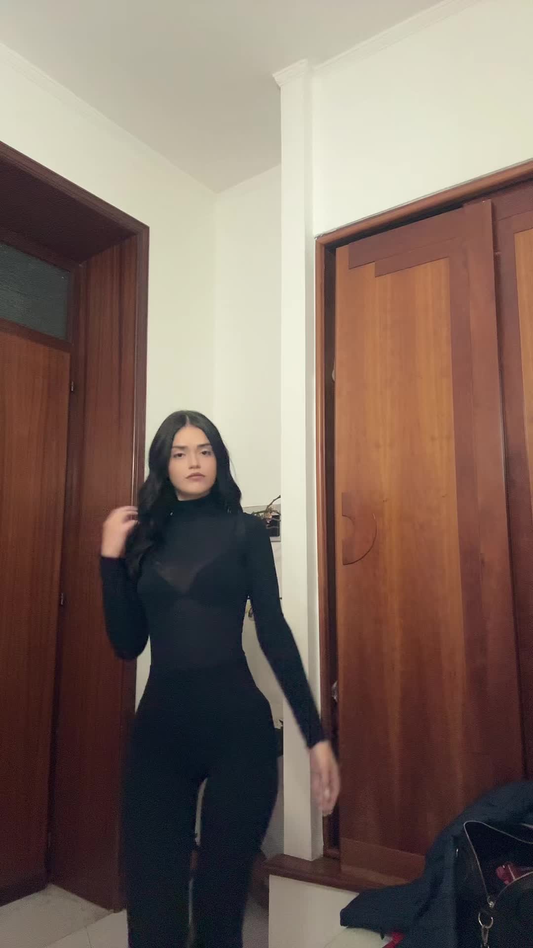 @Aurora____