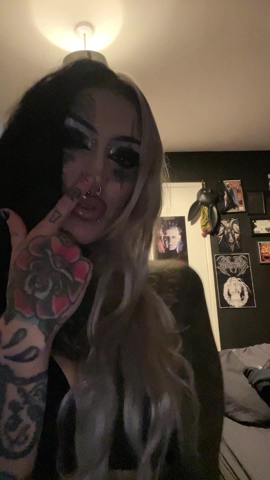@GoreWhore
