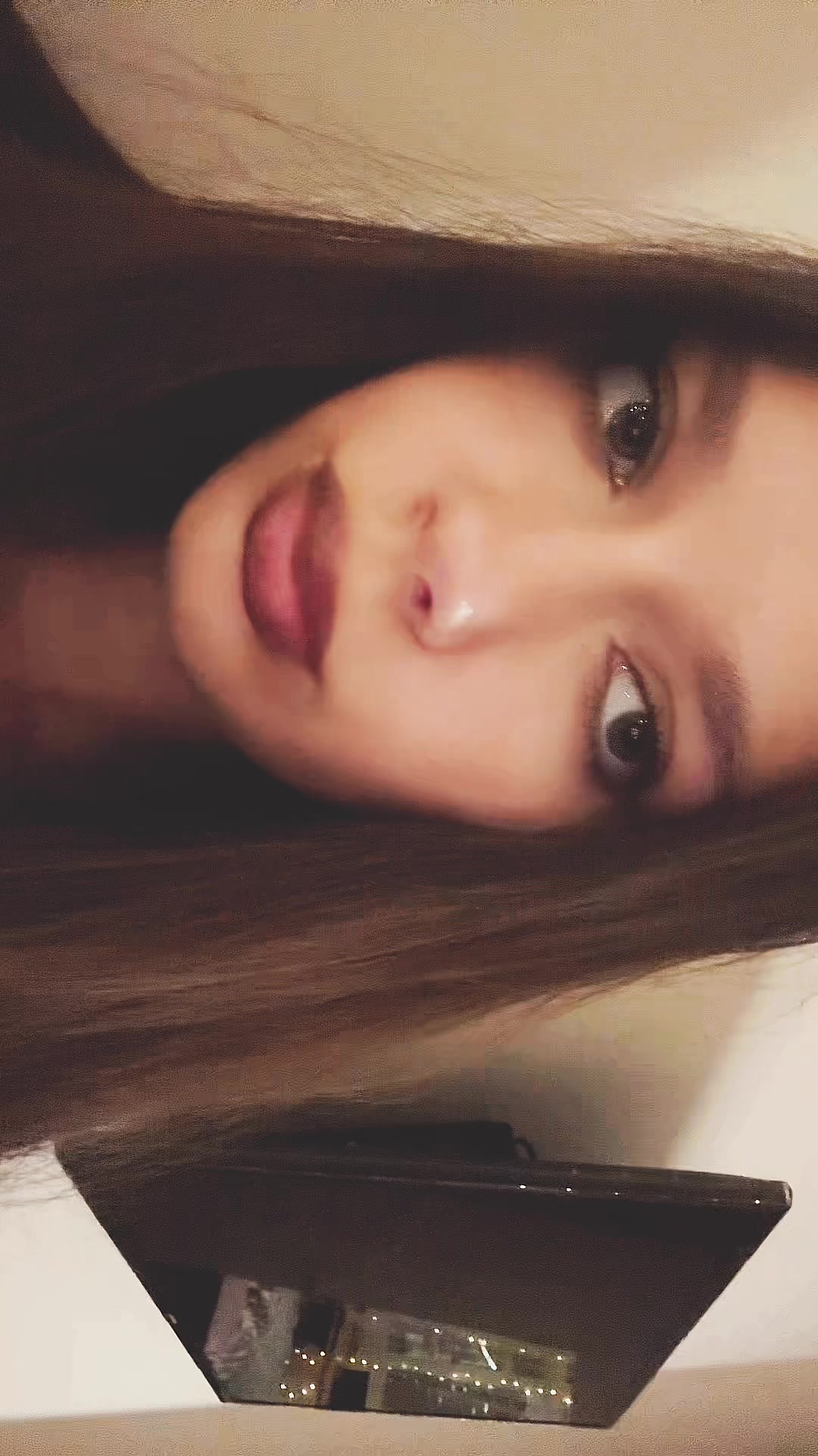 @emozx