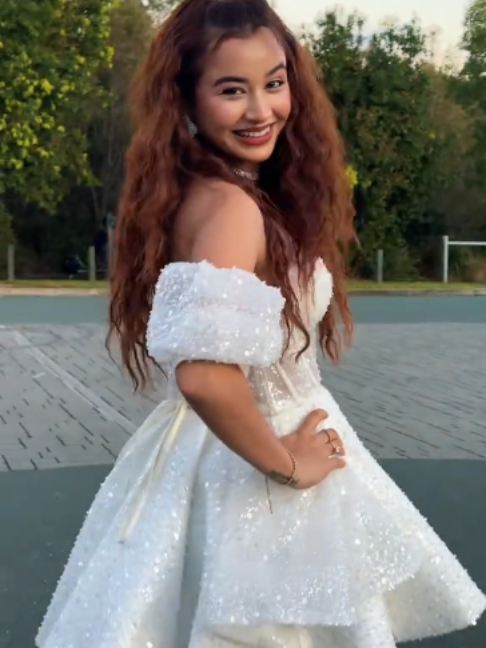 @GLAMLORA