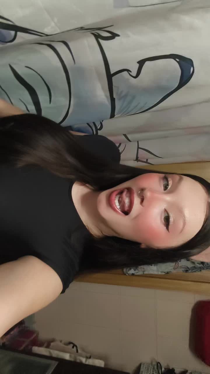 @Laariiiitaaa