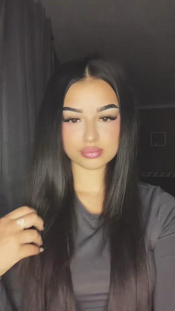 @𝐕