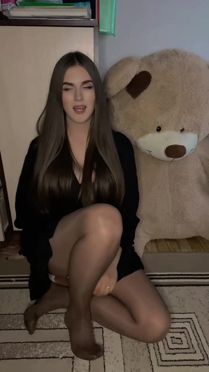 @𝒱𝐼𝒪𝐿𝐿𝐿𝒜
