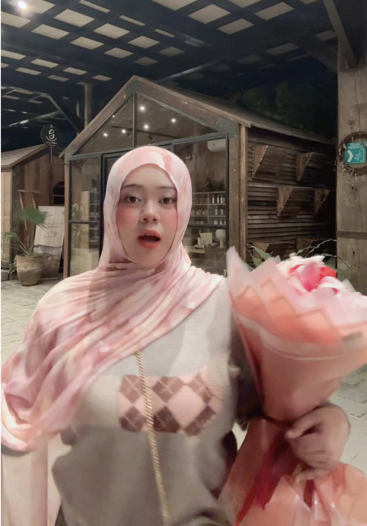 @ig: dyah.viikaa