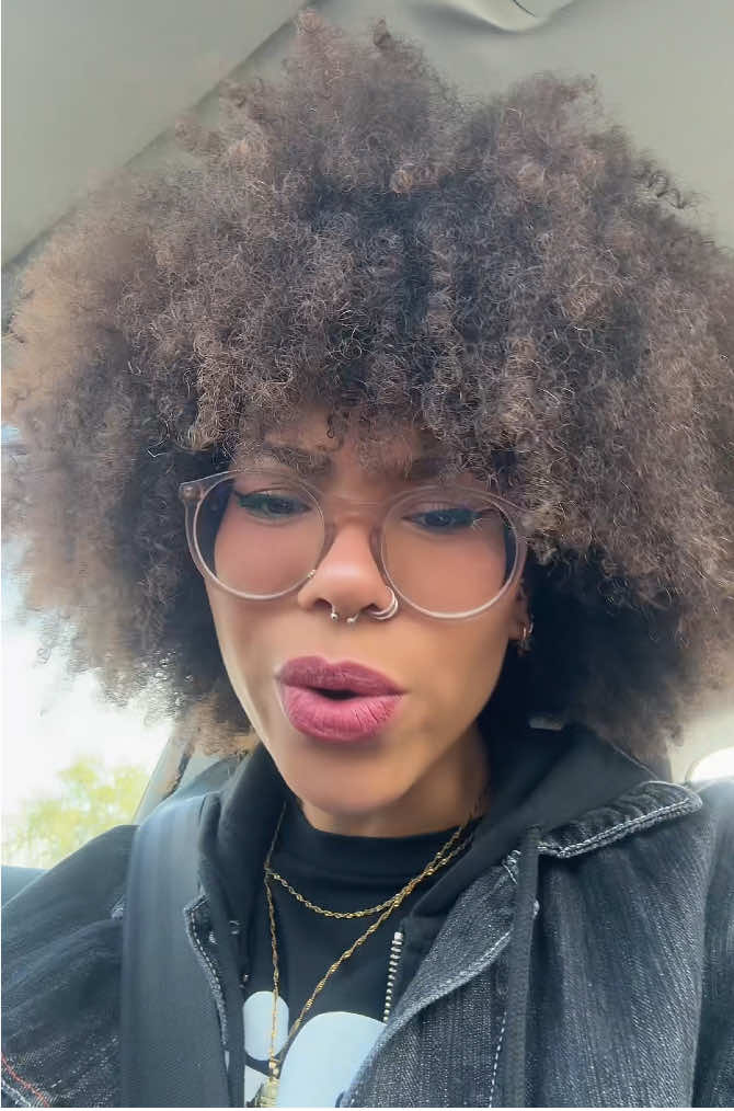 @shaniakraemer